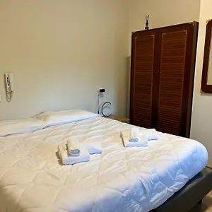 Szálloda Benaco Mavras, Peschiera del Garda